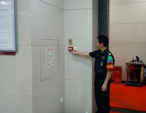 手動(dòng)火災(zāi)報(bào)警按鈕如何安裝？